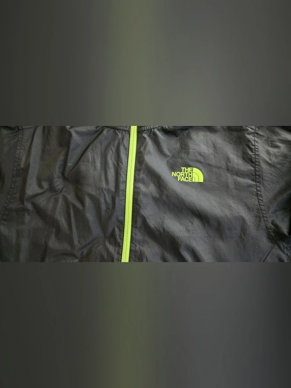 The North Face Men's Cyclone Wind Hoodie Black Jacket Lightweight Size Large